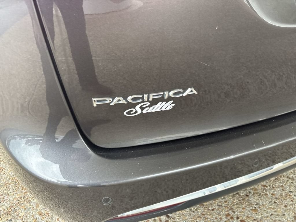 2020 Chrysler Pacifica Hybrid Limited