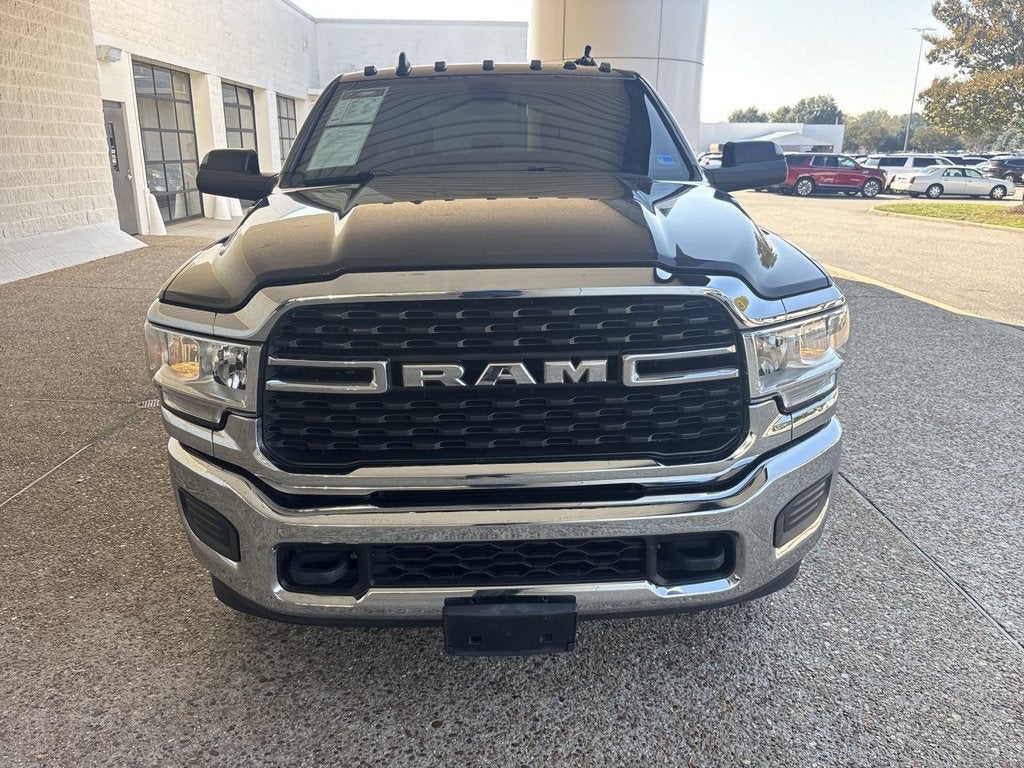 2022 RAM 3500 Big Horn Crew Cab 4x4 8' Box
