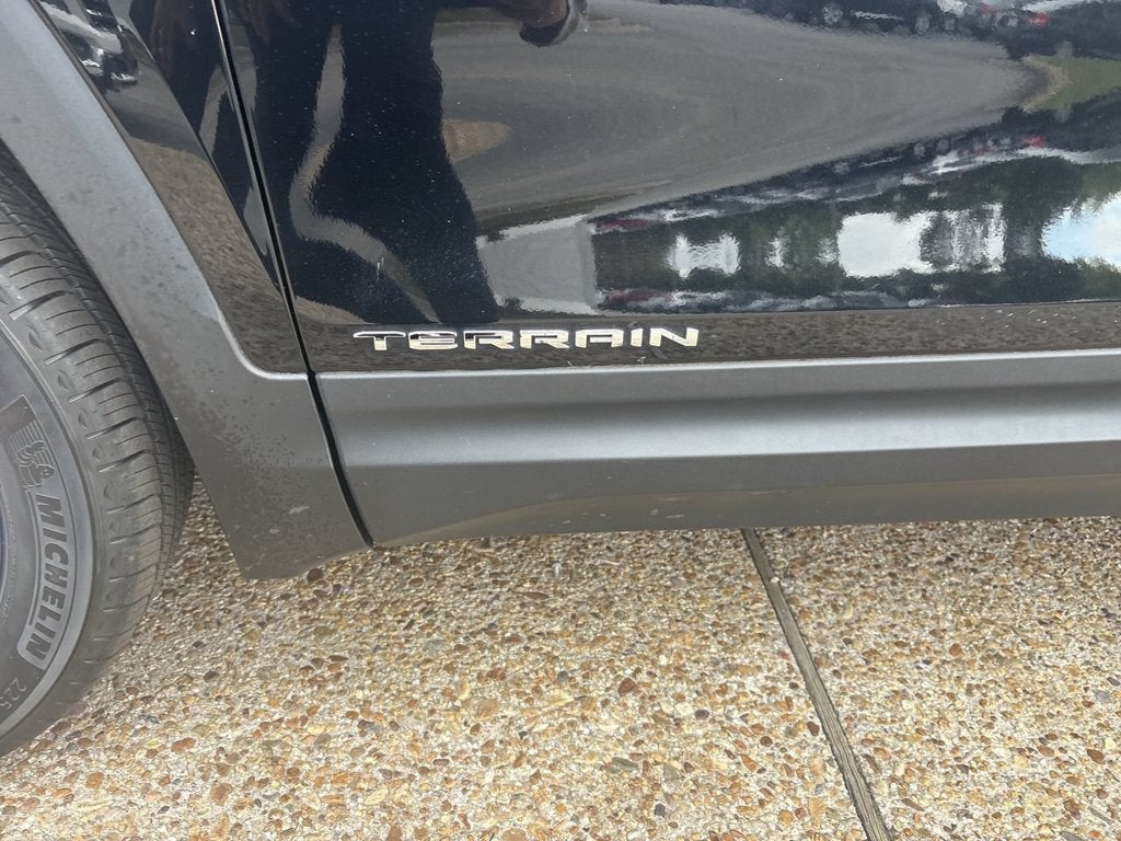 2023 GMC Terrain SLT