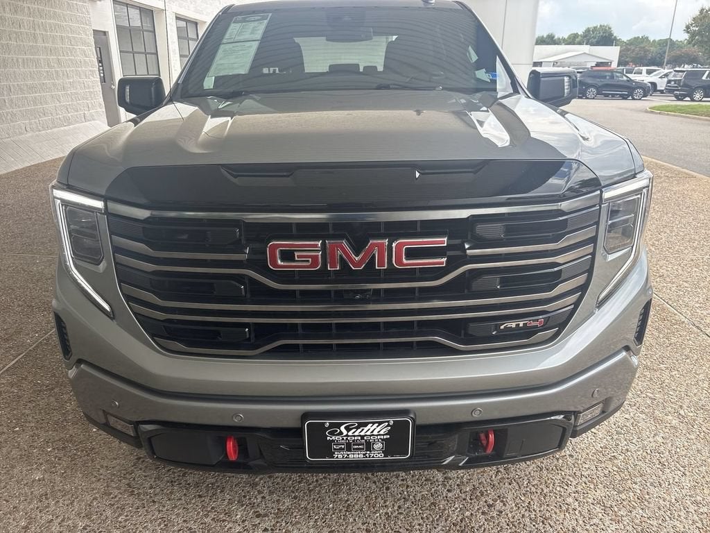 2025 GMC Sierra 1500 AT4