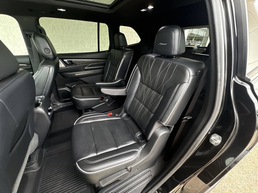 2025 Buick Enclave Avenir
