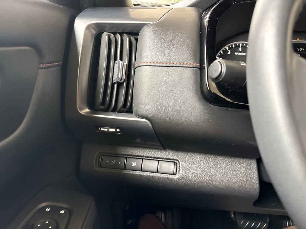 2024 Nissan Pathfinder Rock Creek 4WD