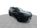 2024 Nissan Pathfinder Rock Creek 4WD