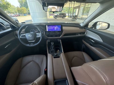 2024 Toyota Grand Highlander Platinum