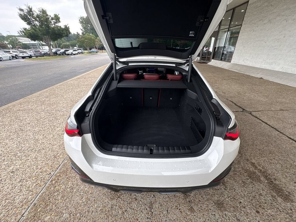 2023 BMW i4 eDrive40